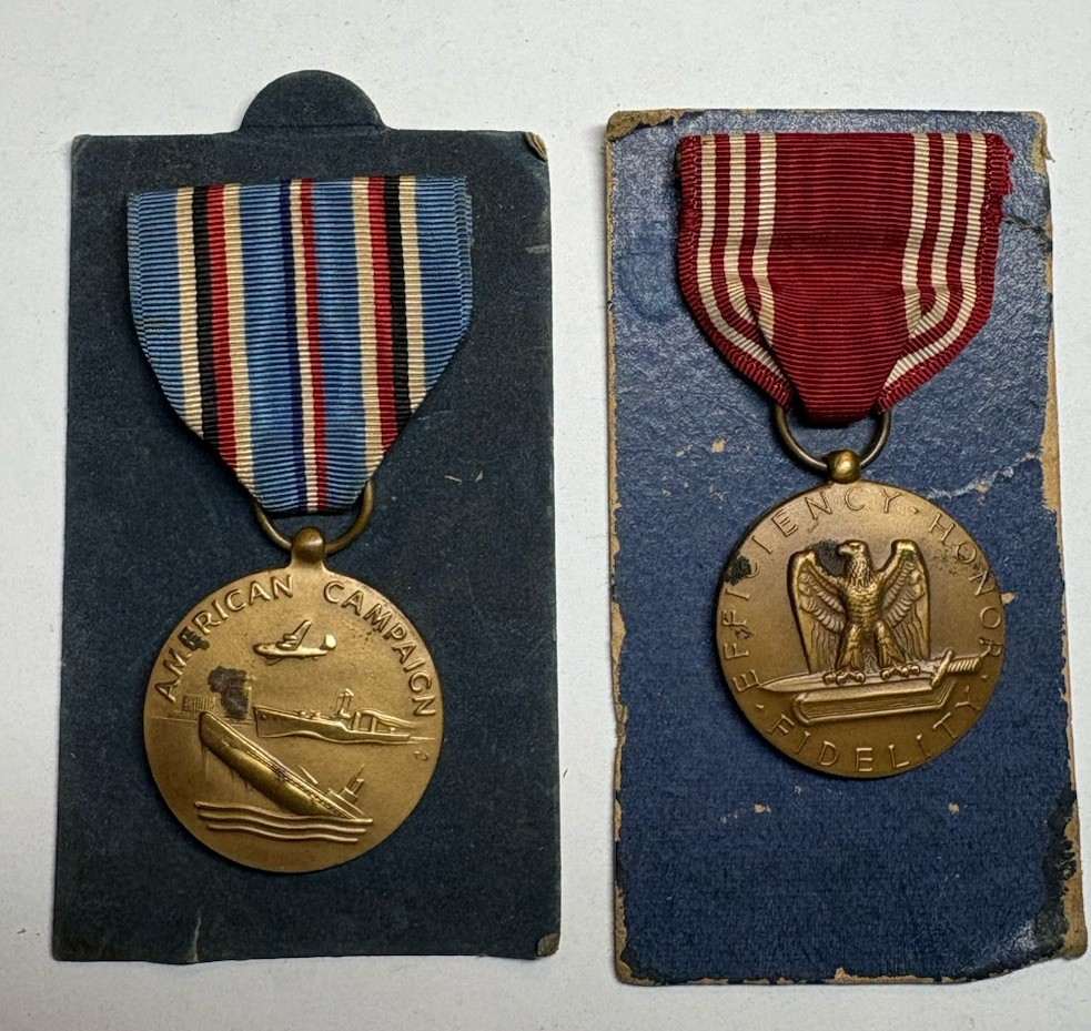 U.S. Army Medals Pins Patches. WWII.  Military.