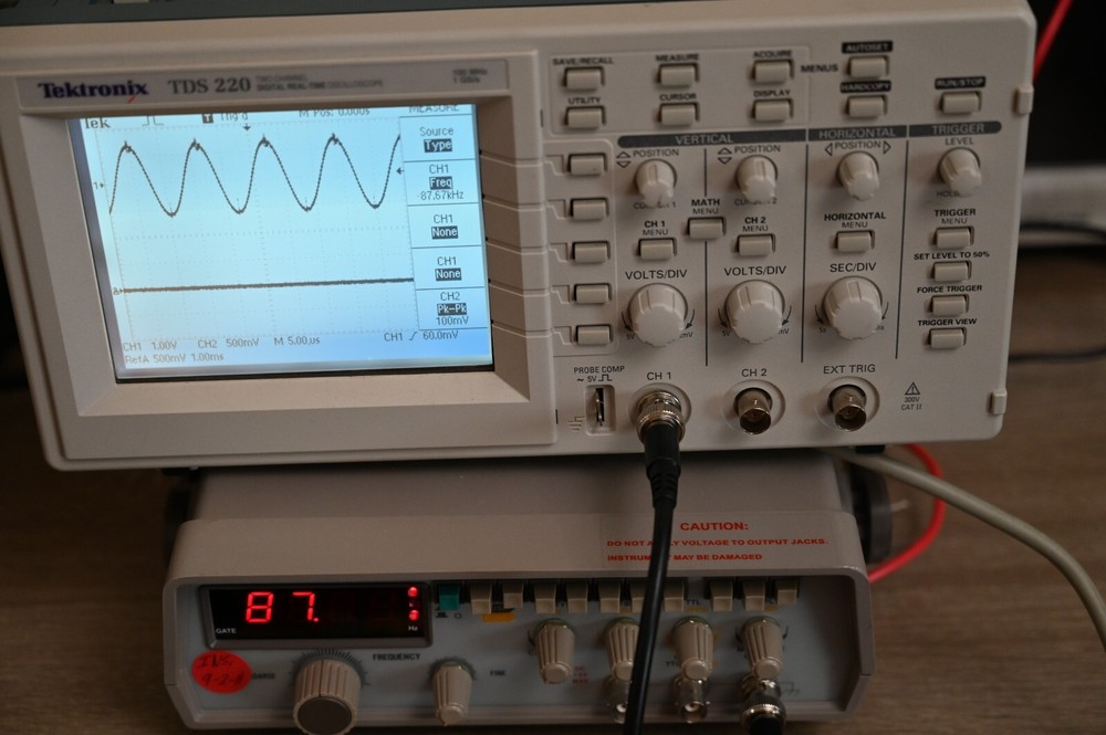 GW Instek GFG-8020H 2Mhz Function Generator
