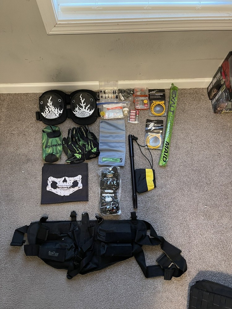 Tippmann paintball guns package