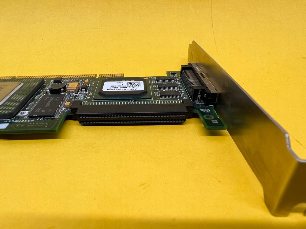 Adaptec 2110S SCSI RAID Controller includes Free Shipping