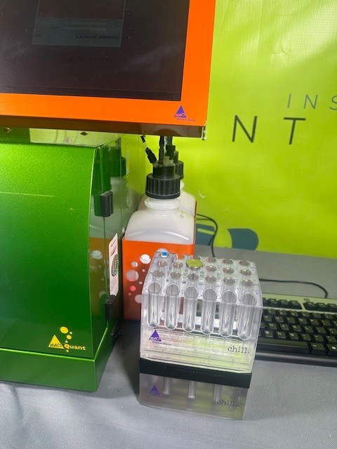 Miltenyi Biotec MACSQuant Analyzer 10 Flow Cytometer SN 2289 Version 2.13.2 C198