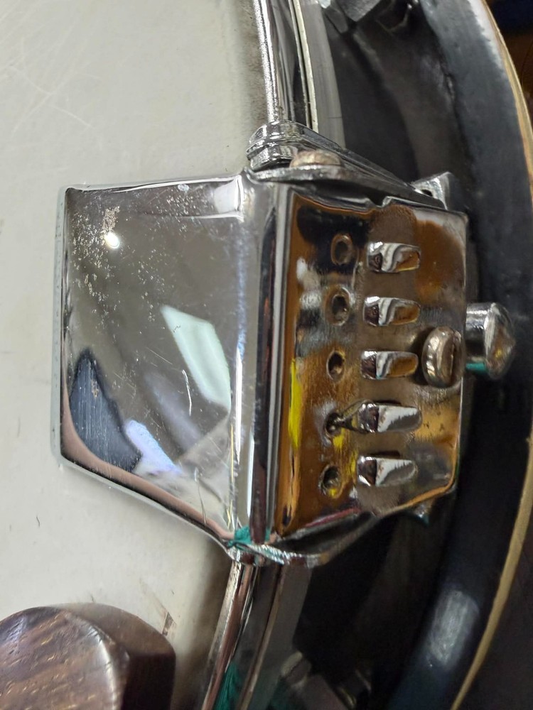Lark 5‑String Banjo – Made in Korea – Model LE020– No Strings