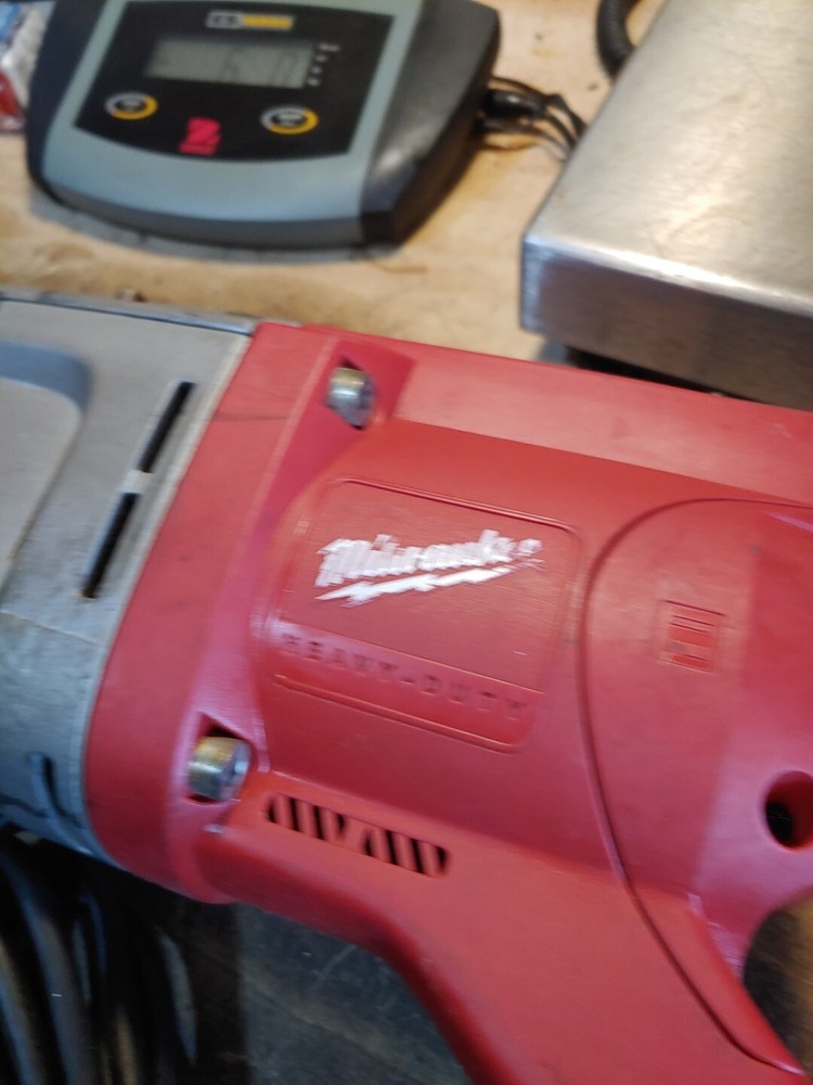 Milwaukee Corded SDS-Max Demolition Hammer