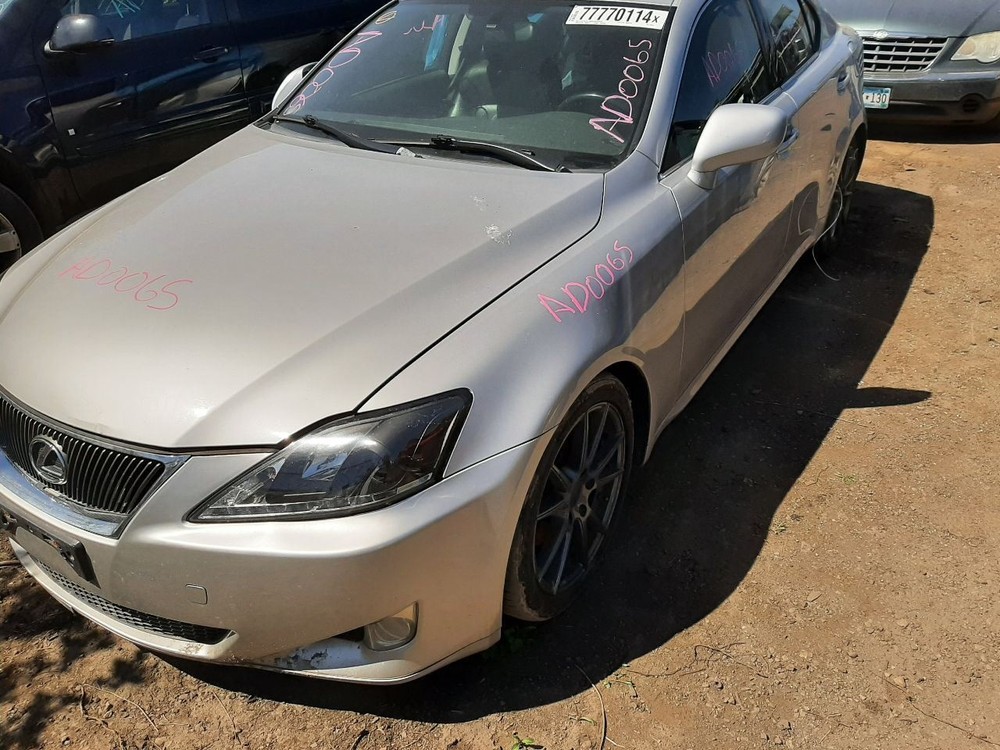 IS250     2008 High Mounted Stop Light 954939