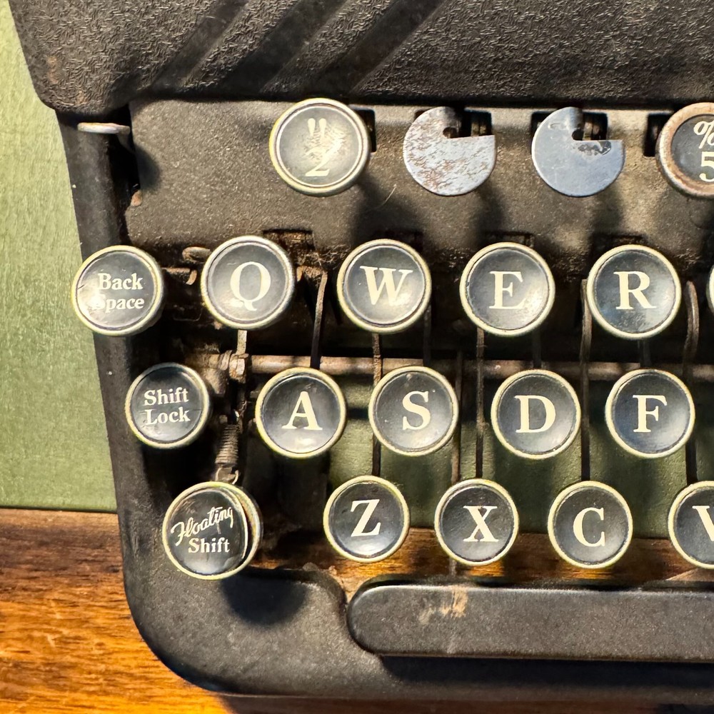 Smith-Corona 4 typewriter - partially refurbished