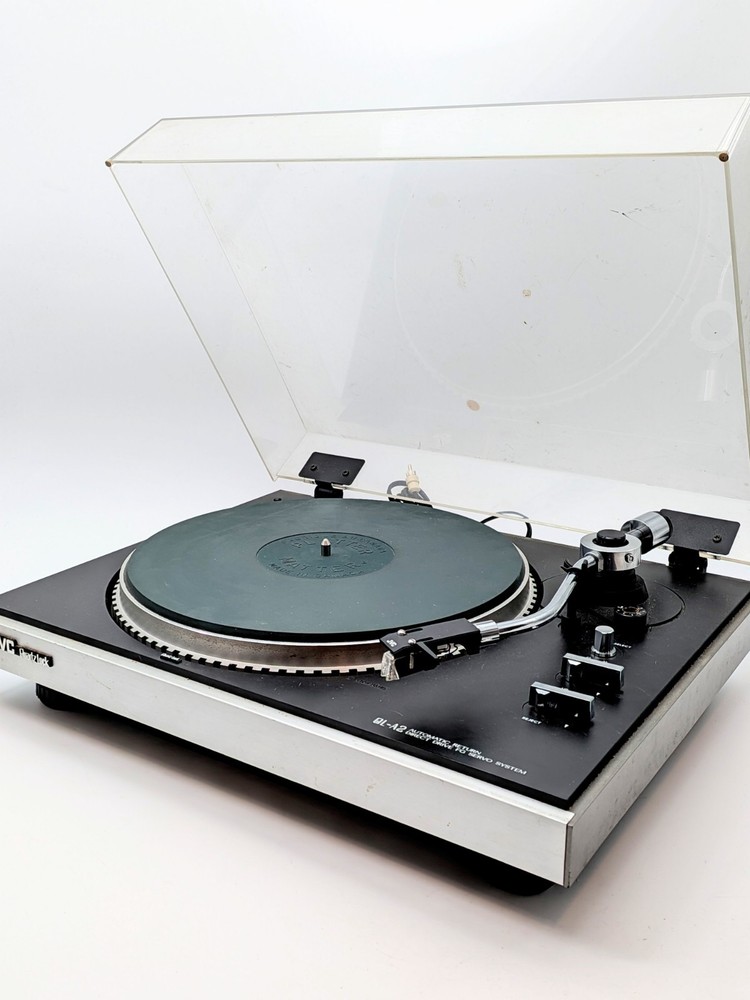 JVC QL-A2 Direct Drive Automatic Return Turntable