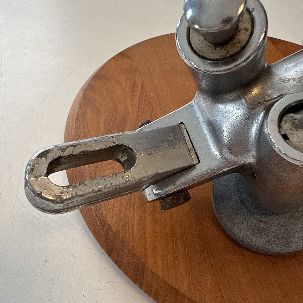 Globe 720 Meat Slicer Part