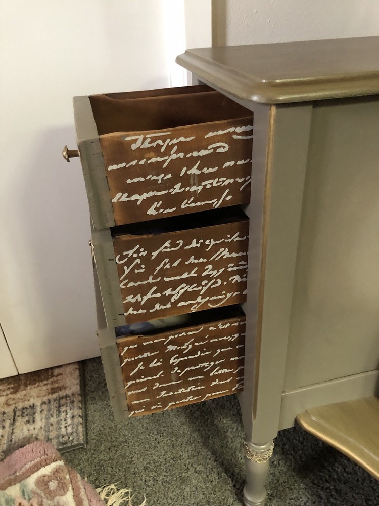 Antique Vanity 1920’s With Trifold Mirrors