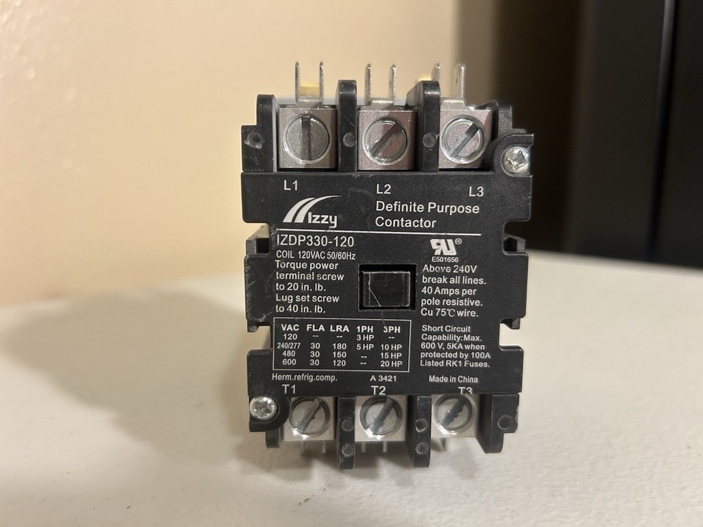 NEW Izzy IZDP330-130 Definite Purpose Contactor