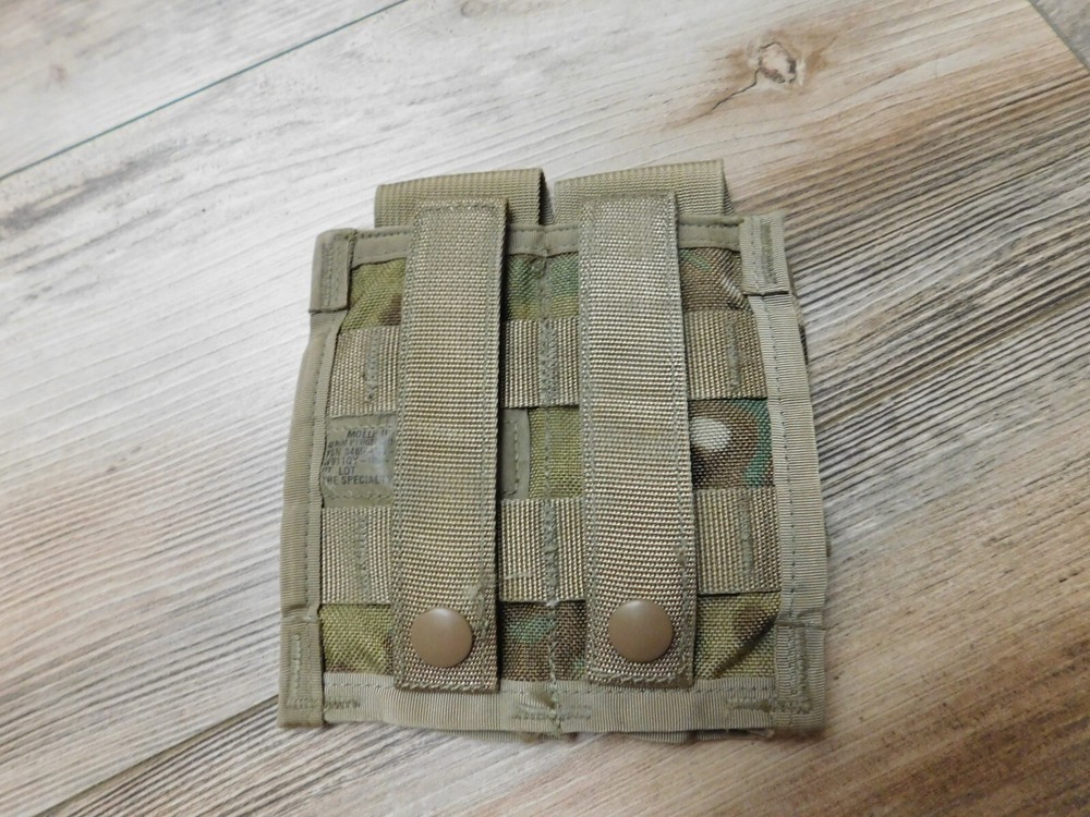 MOLLE II MULTICAM 40MM PYROTECHNIC POUCH (DOUBLE)