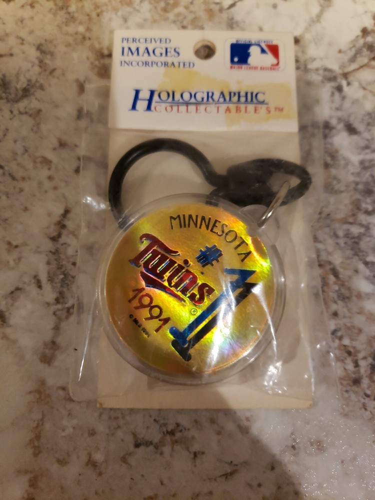 MLB 1991 Minnesota Twins #1 Holographic Keychain