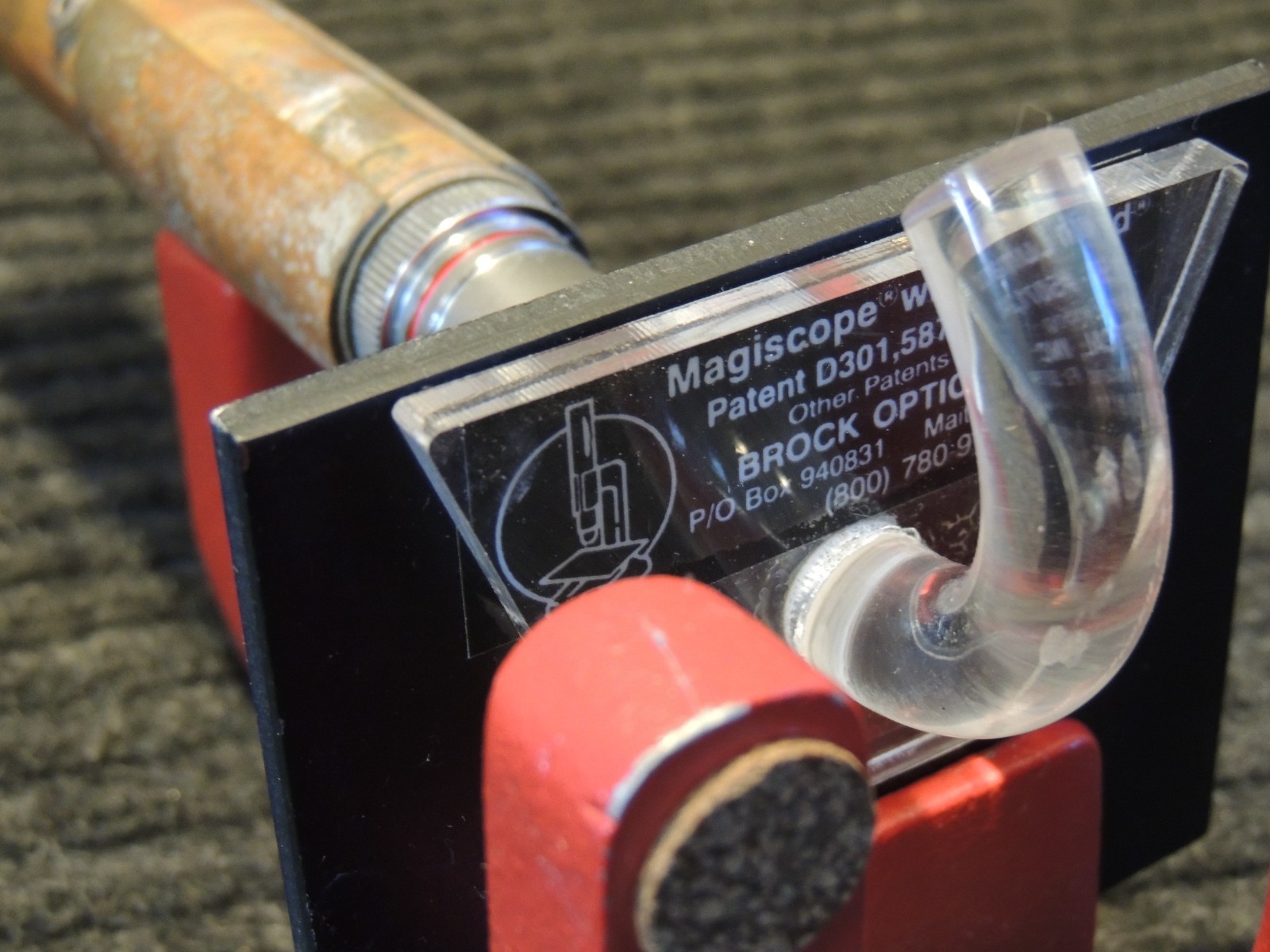 Brock Magiscope with Lumarod Microscope