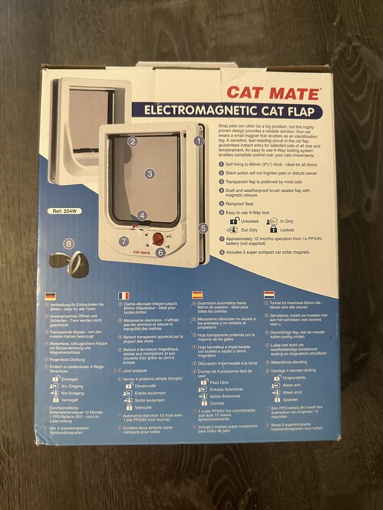 Cat Mate Electromagnetic Cat Flap, White New