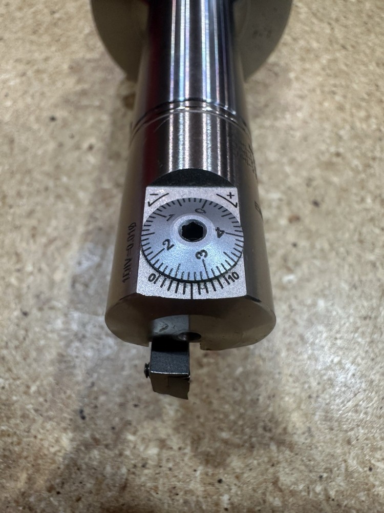BT30 Boring Head w/ Insert & Pull Stud