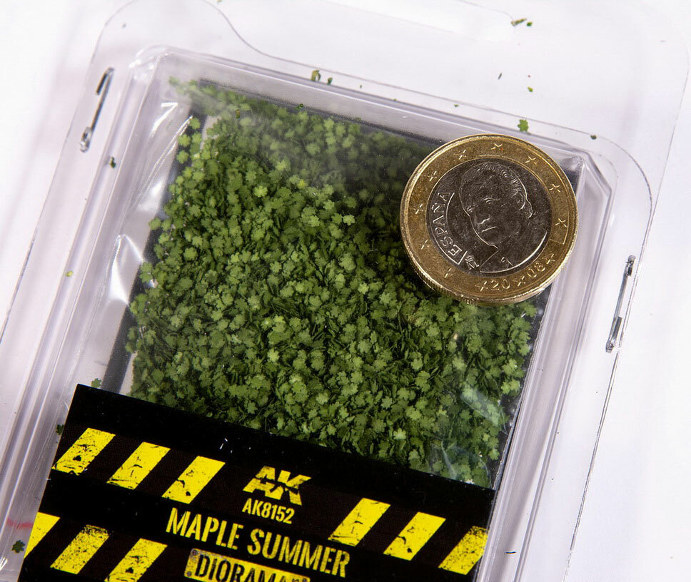AK-Interactive 1/72 28mm Scale Maple Summer Leaves (7gr)