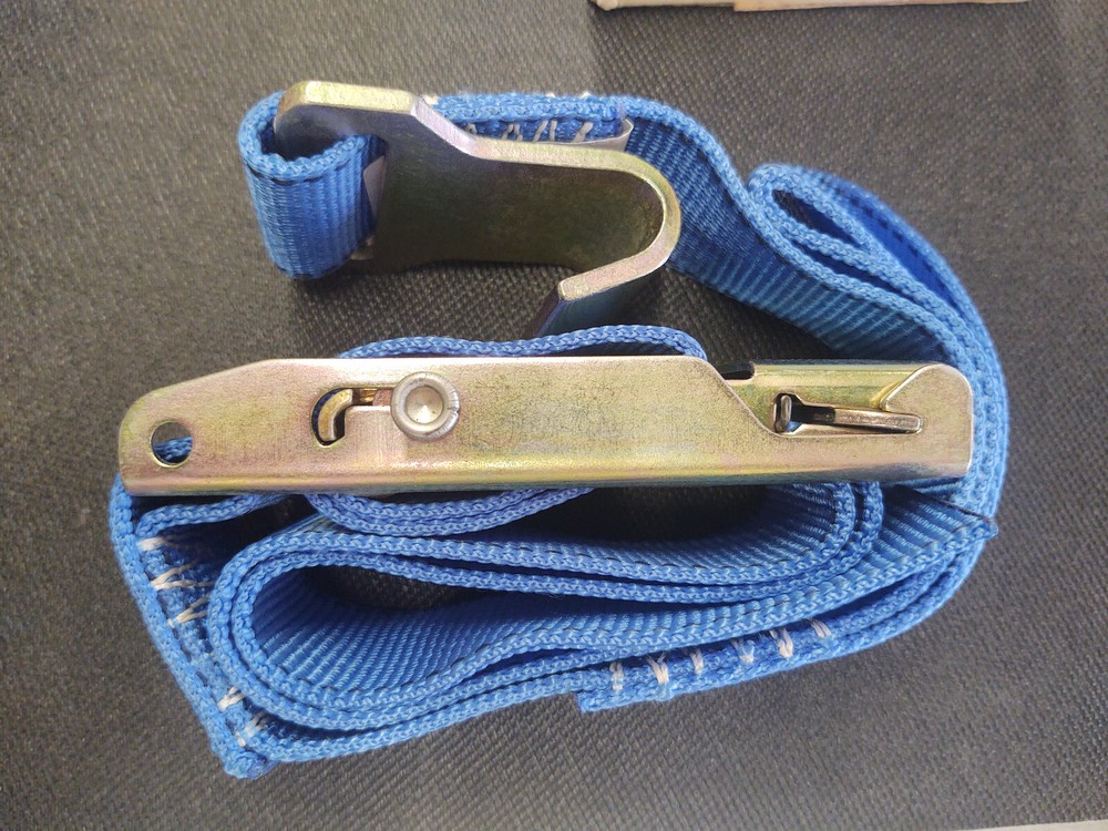 BA PRODUCTS CO 8-1 NYLON STEERING WHEEL LOCK WITH FLAT HOOK