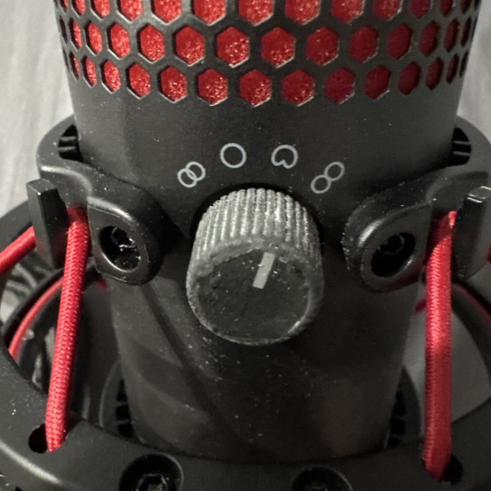 HyperX QuadCast - USB Condenser Gaming Microphone Red LED. Read Description