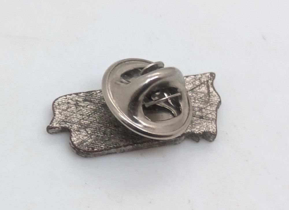 PRAYER WORKS Small Lapel Pin