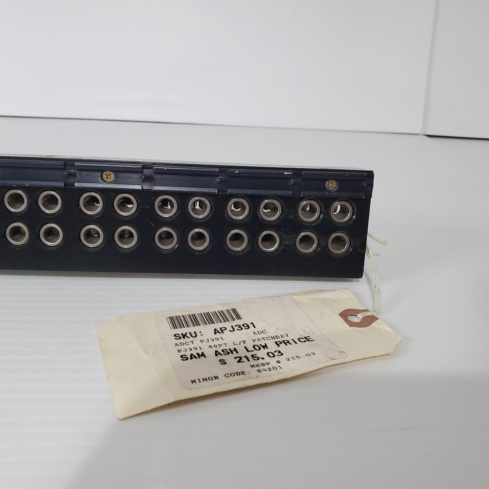 Switchcraft Patchbay Rack Mount Panel 48 Count PJ339 For Equipment Rack