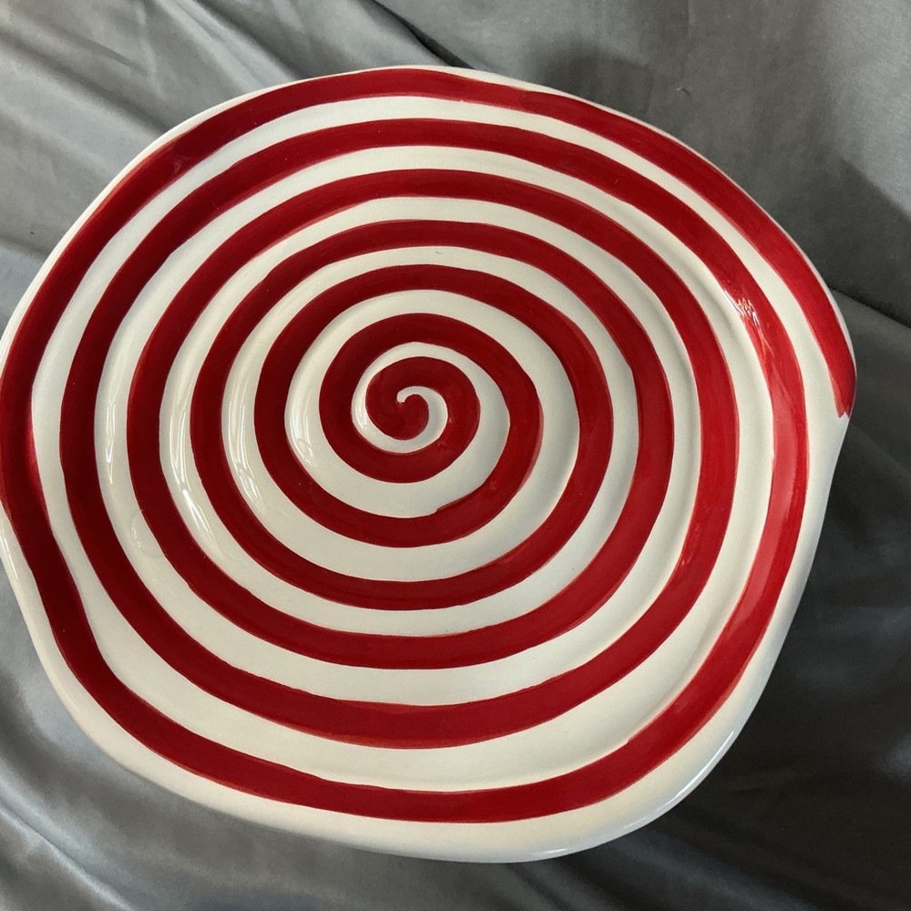Cracker Barrel Gingermint Peppermint Swirl Cake Stand