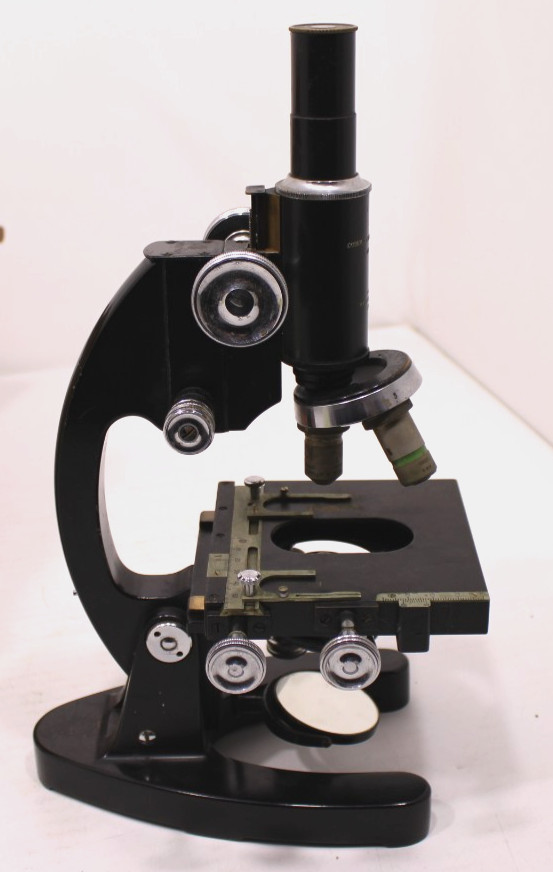 Vintage Cooke Troughton & Simms Microscope Serial M102909
