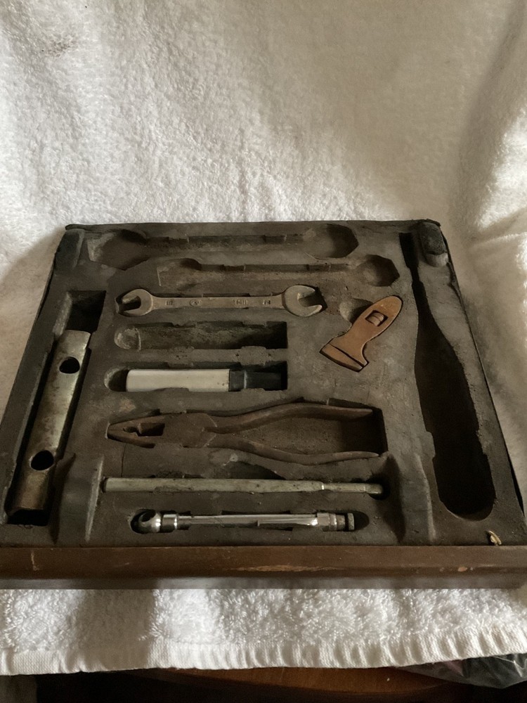 ROVER P4 TOOL TRAY With some Tools