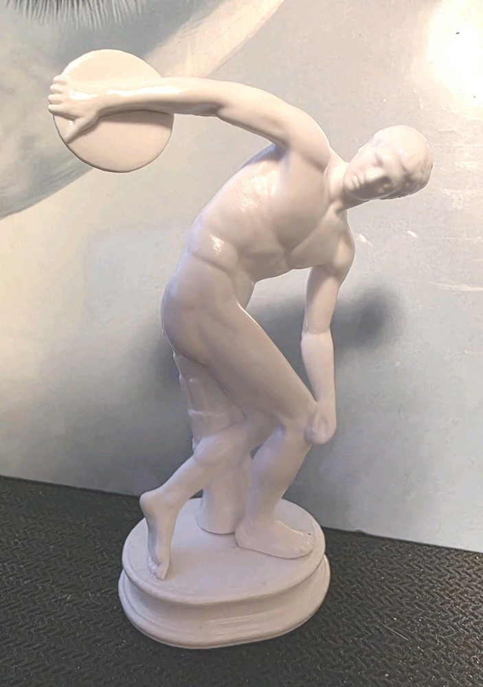 Mini Brands Masterpieces Iconic Discobolus