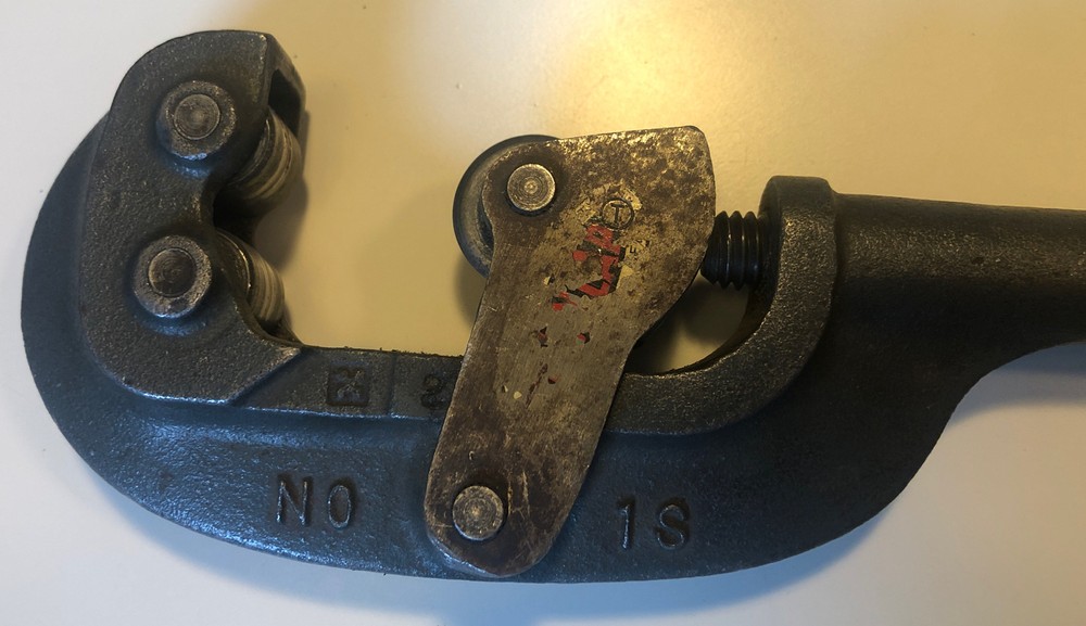 Vintage DUNLAP Pipe Cutter, Model 1S