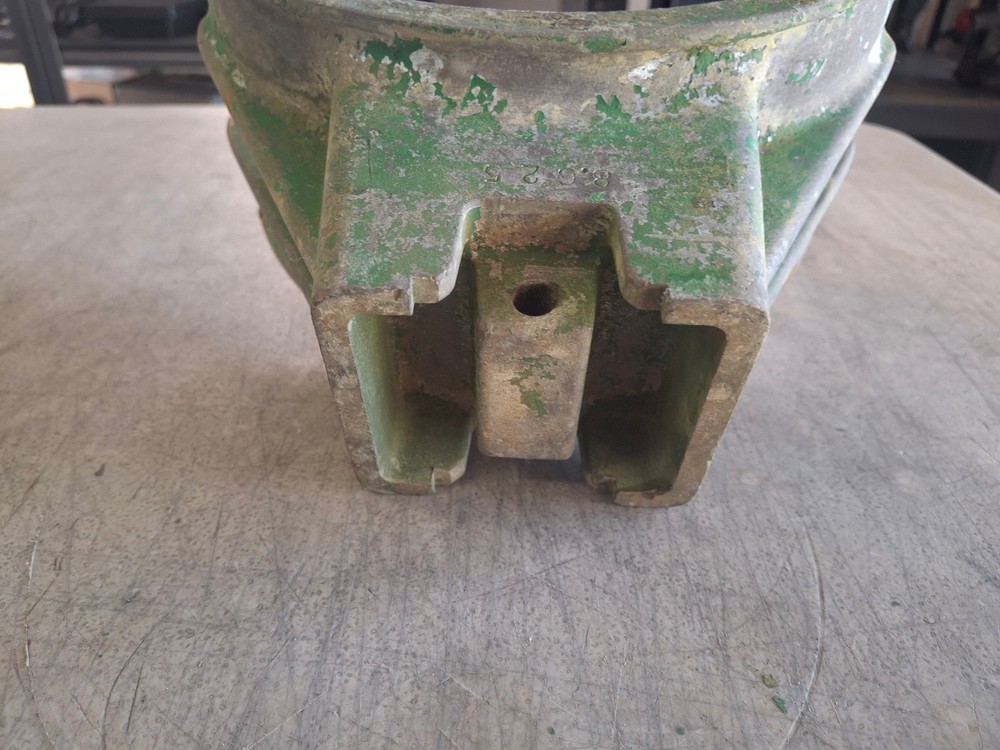 One Reed Mfg 8" Plastic Pipe Joiner Universal Saddle 7403-8