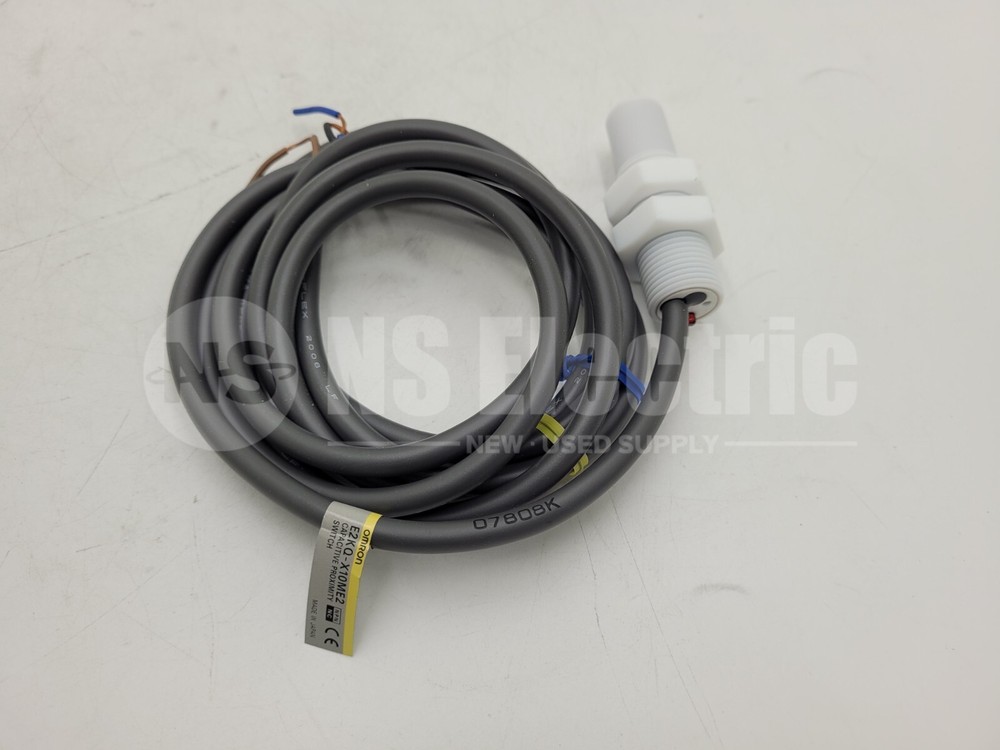 OMRON E2KQ-X10ME2 CAPACITIVE PROXIMITY SWITCH