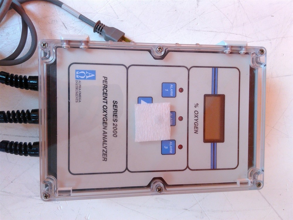 Defective Alpha Omega Instruments Series 2000 Percent Oxygen Analyzer AS-IS