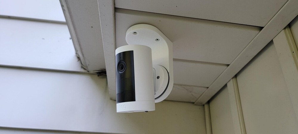 Ring Outdoor Cam Plus Soffit, Eave, and Ceiling Mount