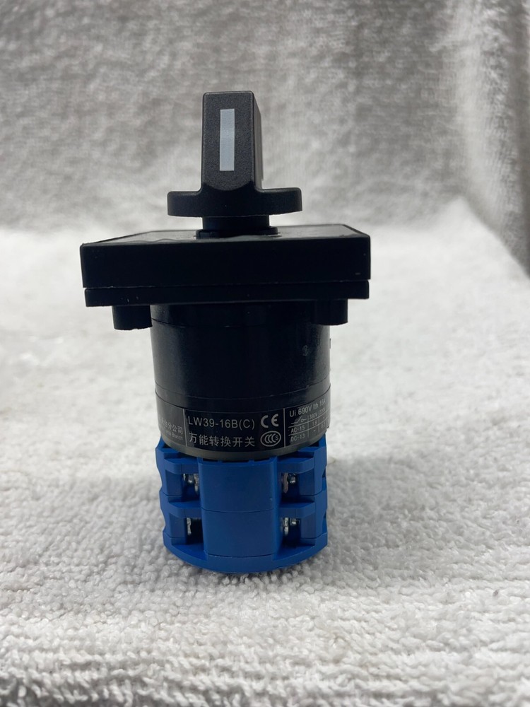 NOS APT Switch LW39-16B-B2-202/2