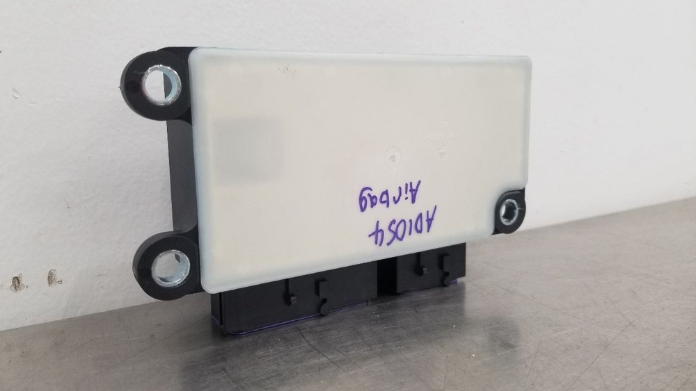 16 CHEVY SILVERADO 2500 SRS CONTROL MODULE 13594402