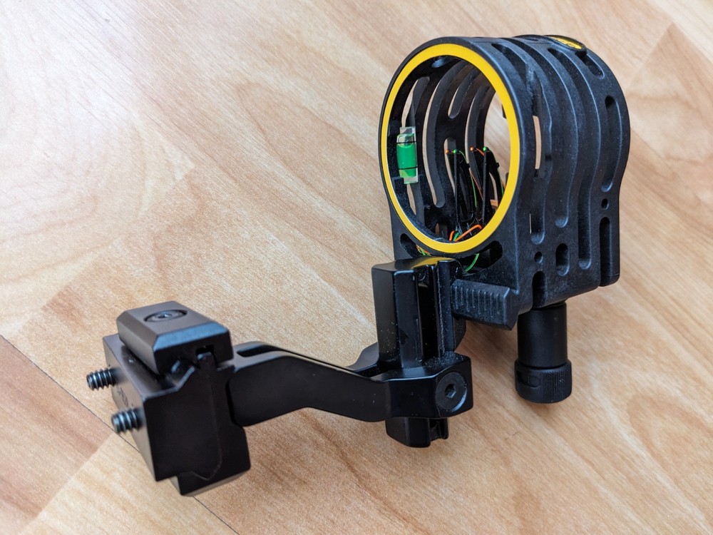 Trophy Ridge 4-Pin Bow Sight With Rechargeable Bow Sight Light