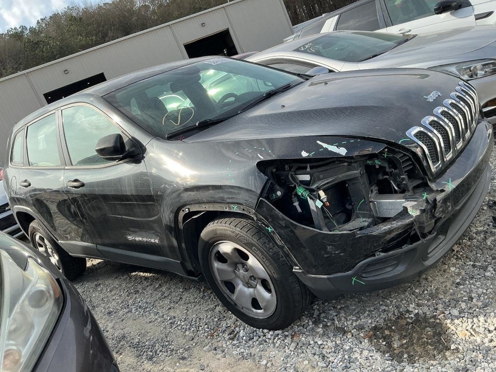 CHEROKEE 2014 Glove Box 4921045