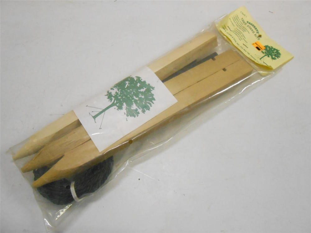 CLARK'S TREEKOTE TREE STAKE KITS ANCHORING KIT