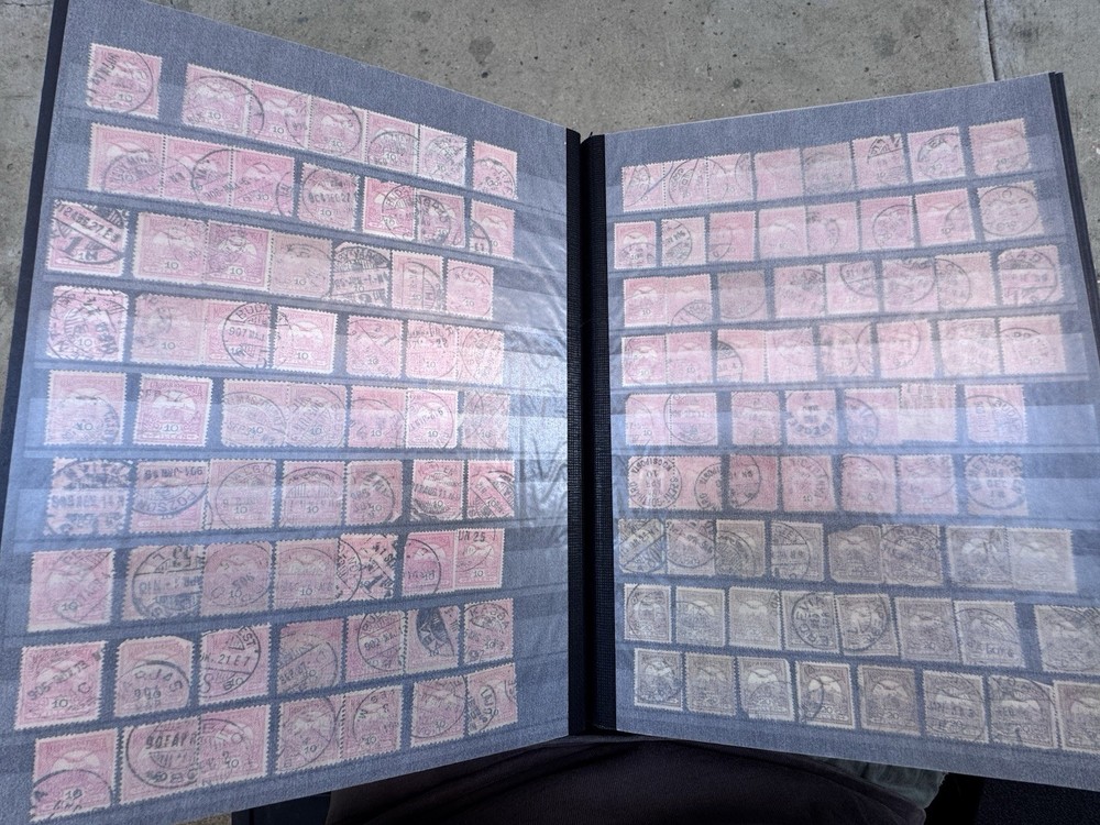 32 Page Great Condition Stockbook Glassine Interleaf Chock Full Of Stamps