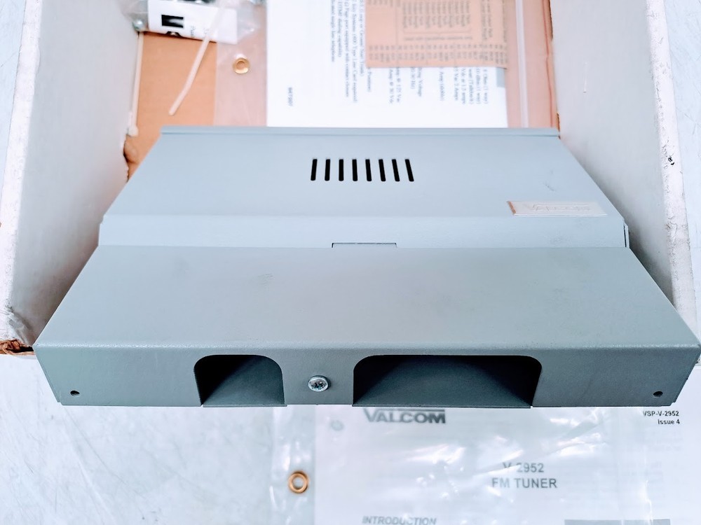 Valcom V-2952 FM Tuner Missing/ Adapter