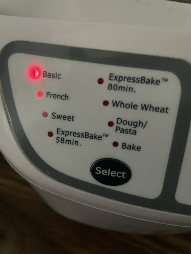 Oster Express Bake Bread Maker - 2Lb - Model 5838 White - Tested Works