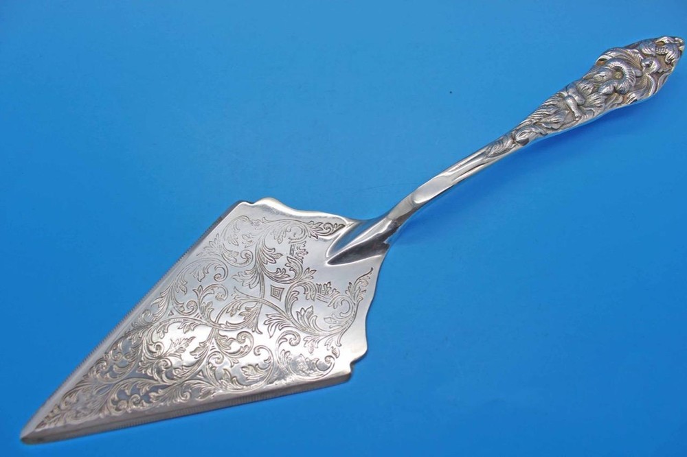 VINTAGE RAIMOND PIE/CAKE SERVER ITALY