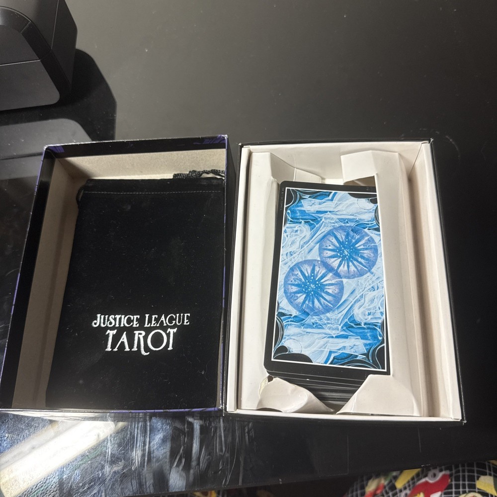 Justice League Tarot 2015 complete in box