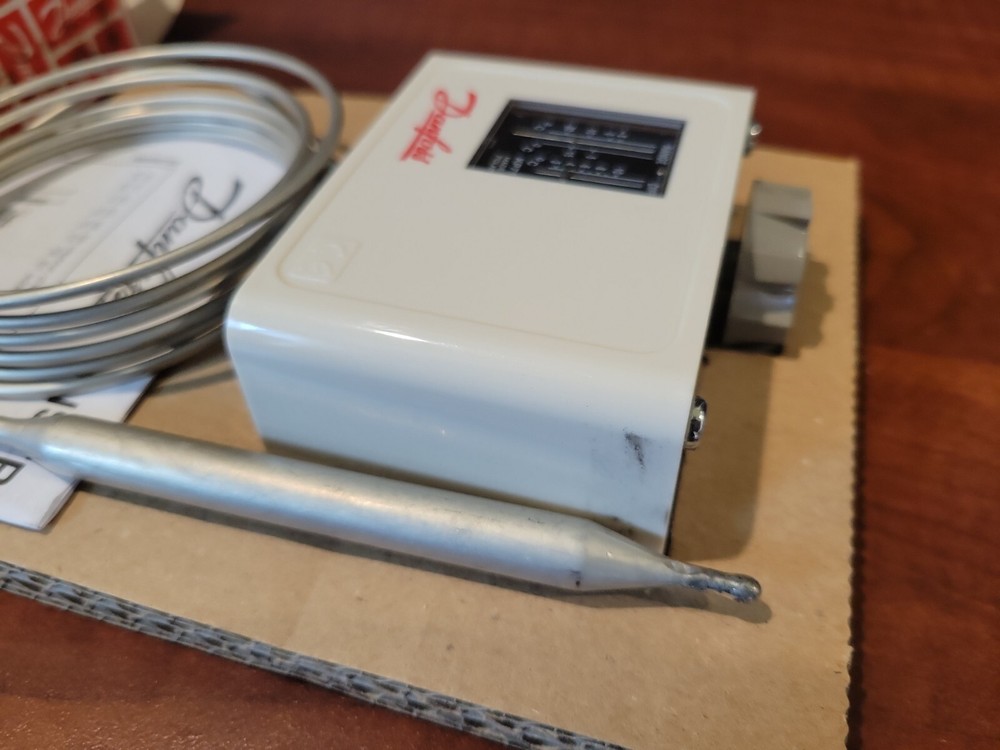 Danfoss Thermostat 060L111366