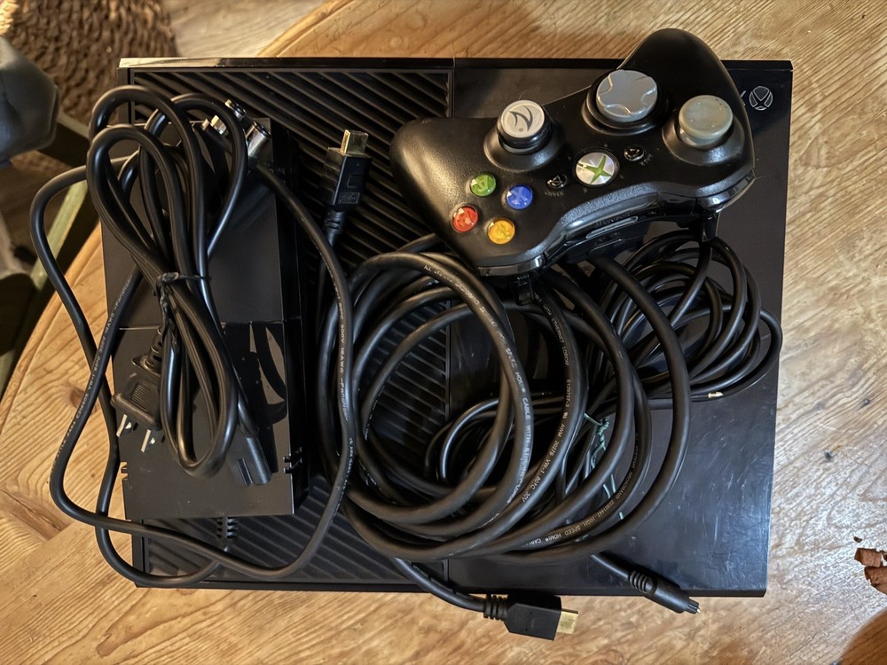 Microsoft Xbox One 500GB Home Console - Black (1540)