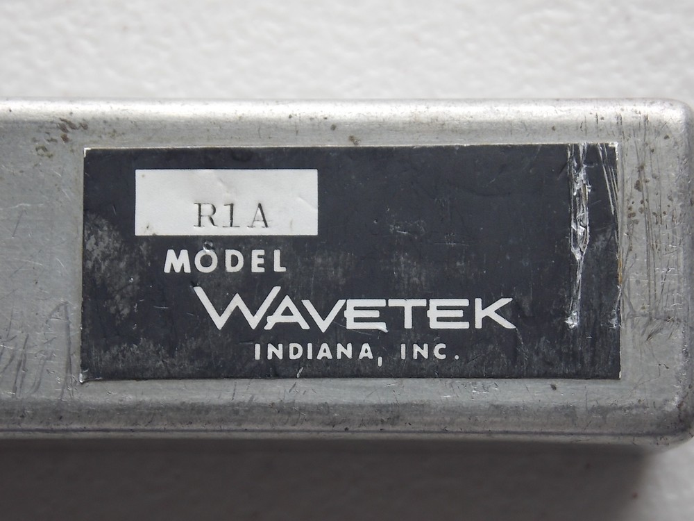 WAVETEK R1A FILTER WITH 3 COAXIAL ADAPTERS AND PROBE