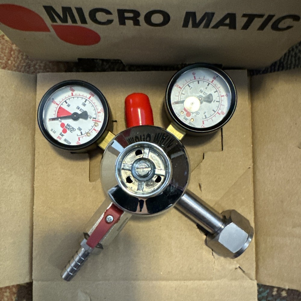 Micro Matic CO2 Regulator 942B-PP