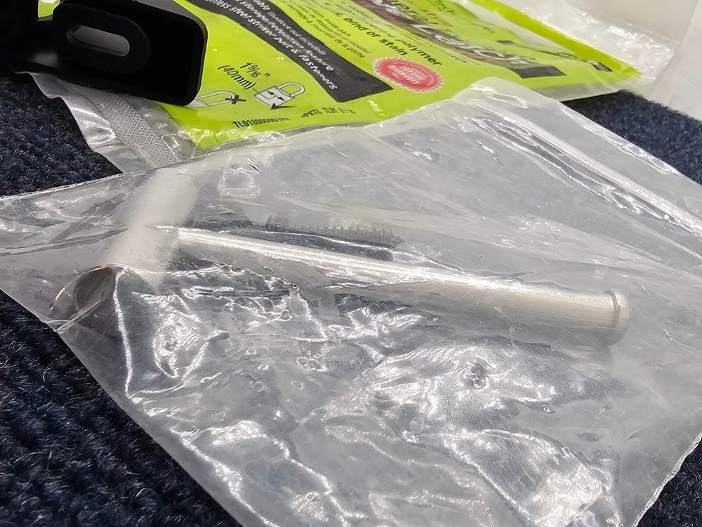 D&D Technologies TL01: T-Latch Action Gate Latch, Padlock Gravity Gate Latch