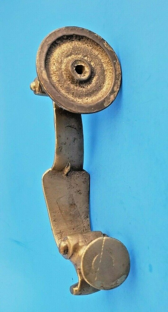 VINTAGE CLASSIC SOLID BRASS DOCTORS DOOR KNOCKER
