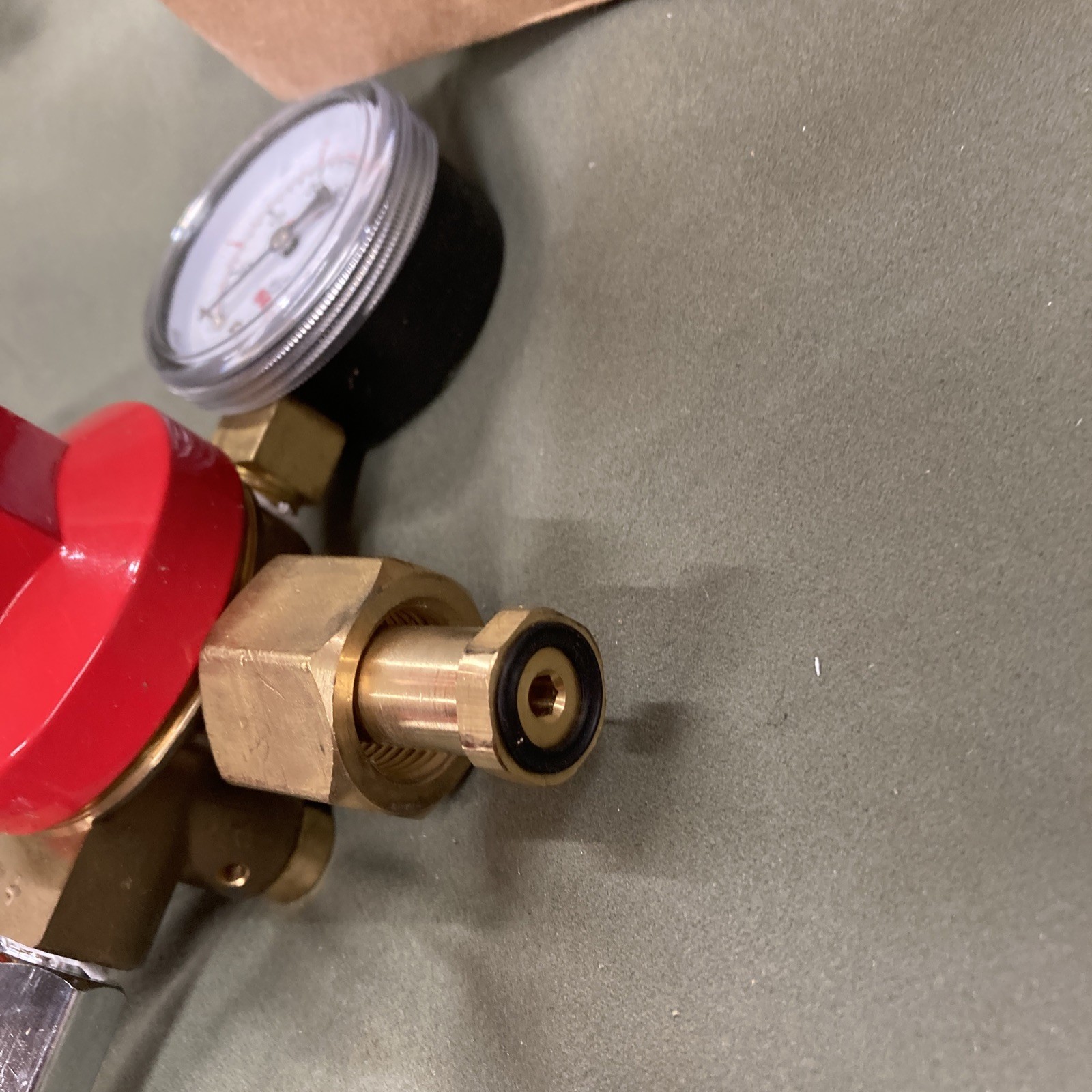 Micro Matic 842 CO2 Gas Regulator Primary Low Pressure 0-60 2 Gauge