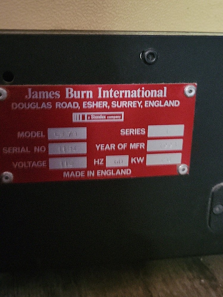 James Burn Wire-O CM70 Closing Machine ()